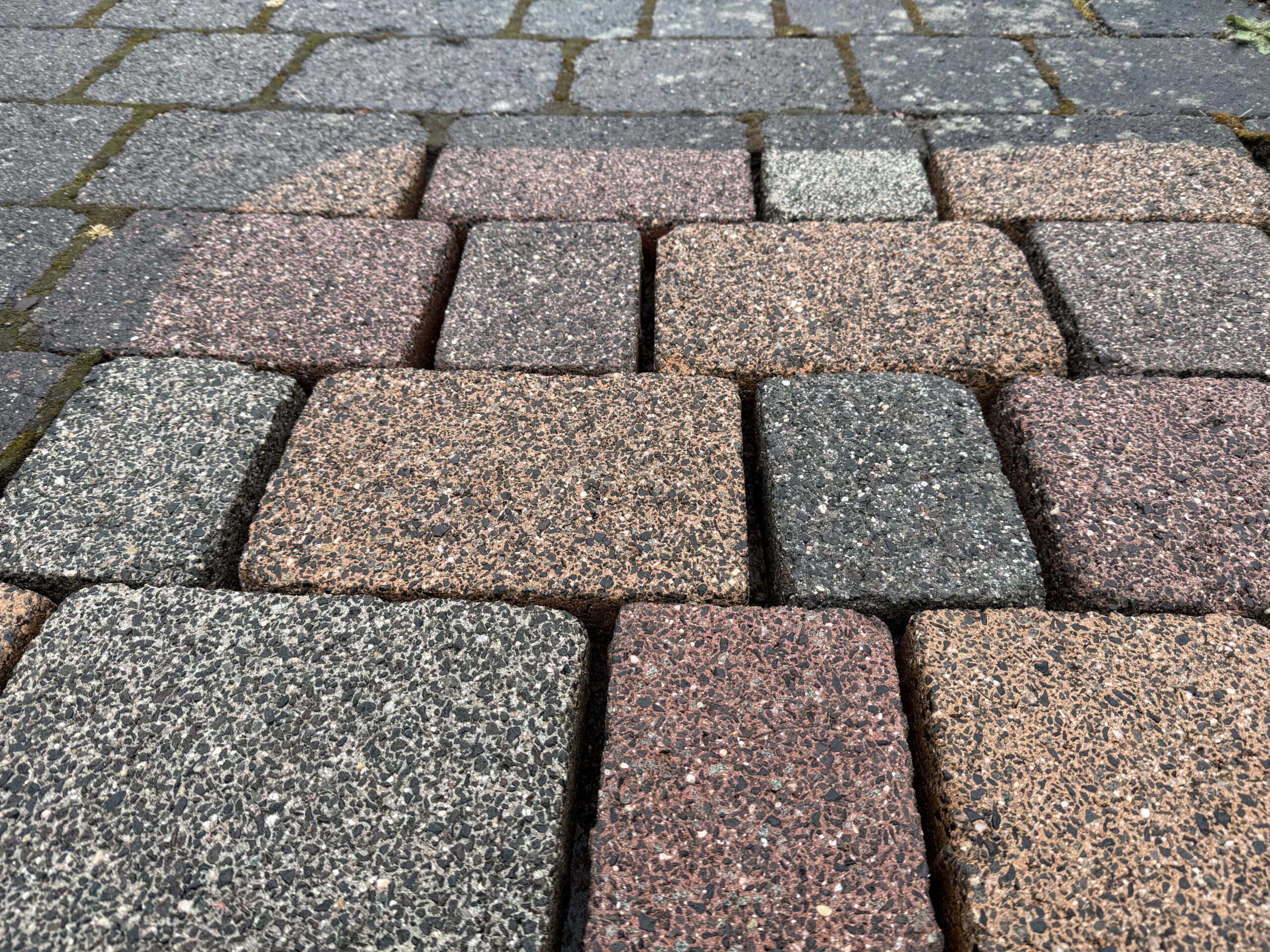 20250417_115204937_iOS